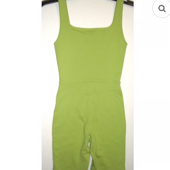 Aritzia Babaton Contour Squareneck Jackfruit Lime Green Romper, new w/o tags - Picture 4 of 4
